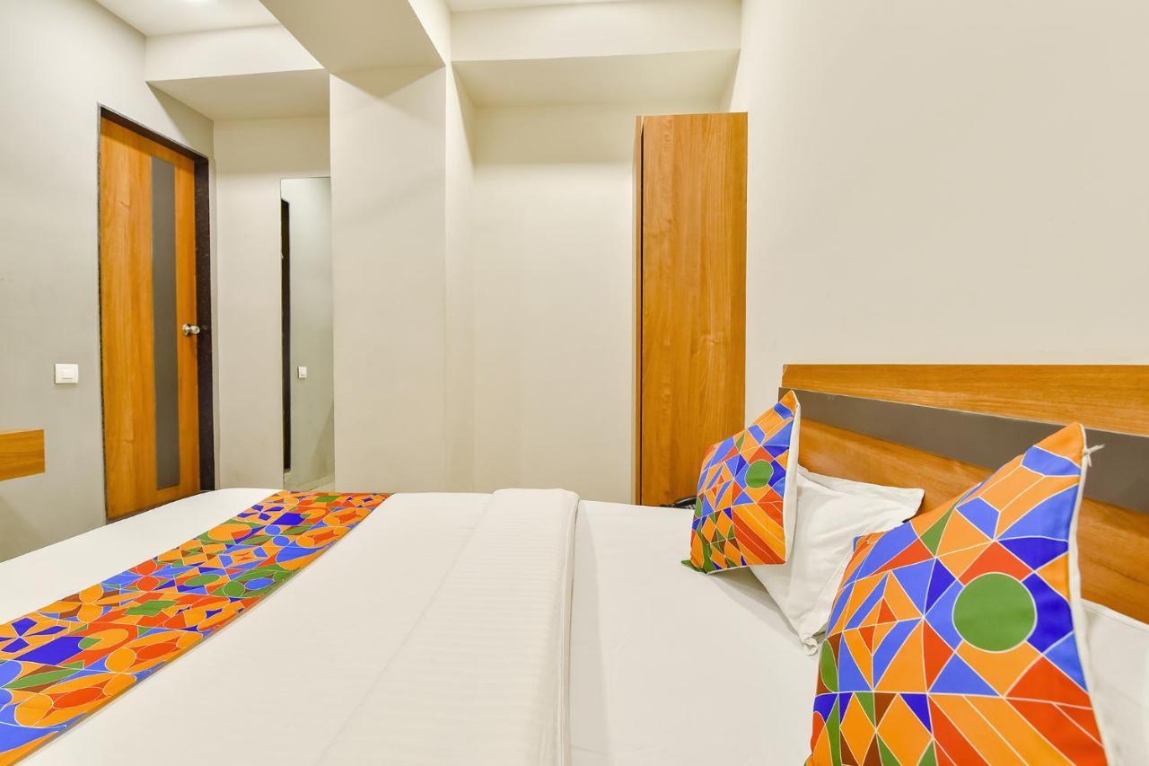 Fabhotel Happinex Szúrat Kültér fotó