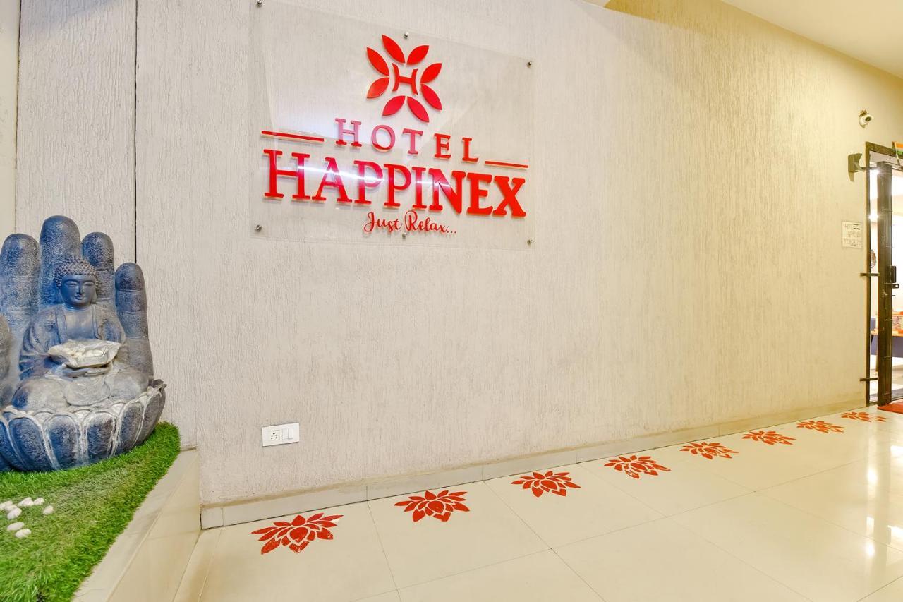 Fabhotel Happinex Szúrat Kültér fotó