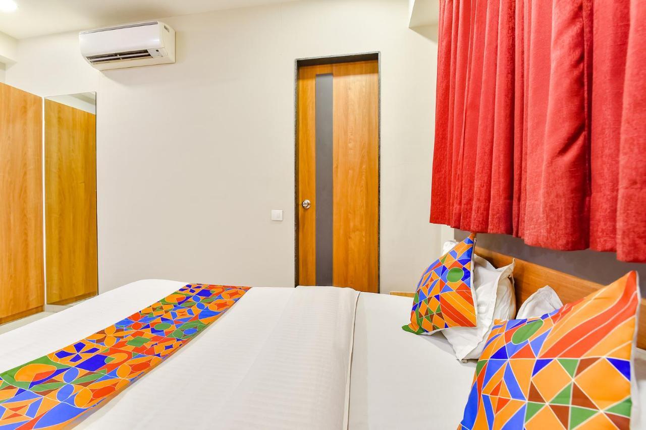 Fabhotel Happinex Szúrat Kültér fotó